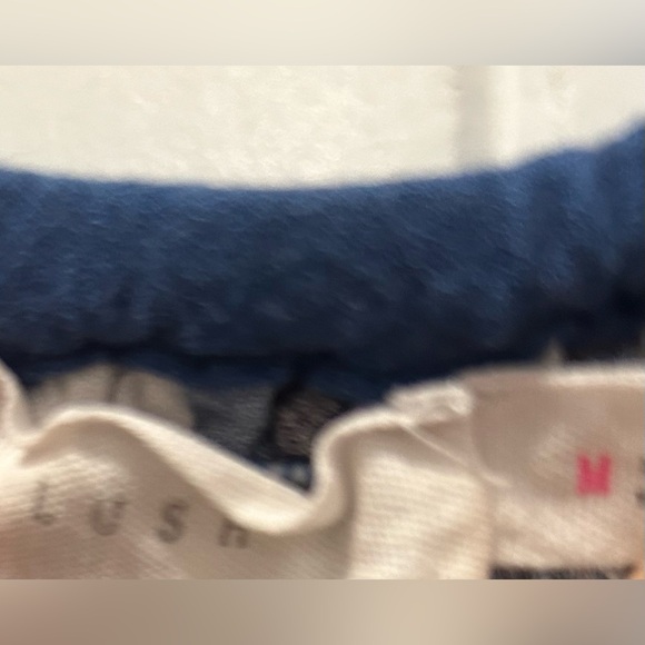 Lush Shorts Romper Jumpsuit blue floral print ruched top - Picture 6 of 8